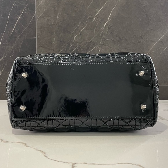 Lady Dior Soft Tote - Picture 7 of 10